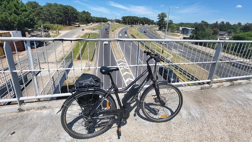 Cruce peatonal sobre la Ruta Interbalnearia